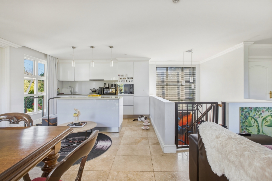9 Bedroom Property for Sale in Constantia Western Cape